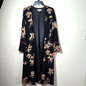 Solitaire Floral Black Floral Kimono 3/4 Wide Sleeve Womans Large
